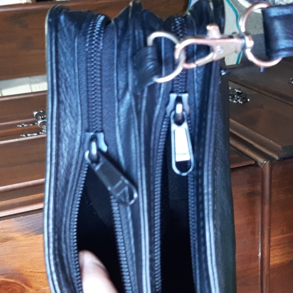 The best no name leather Conceal/ Carry purse you will EVER own! - Picture 2 of 9